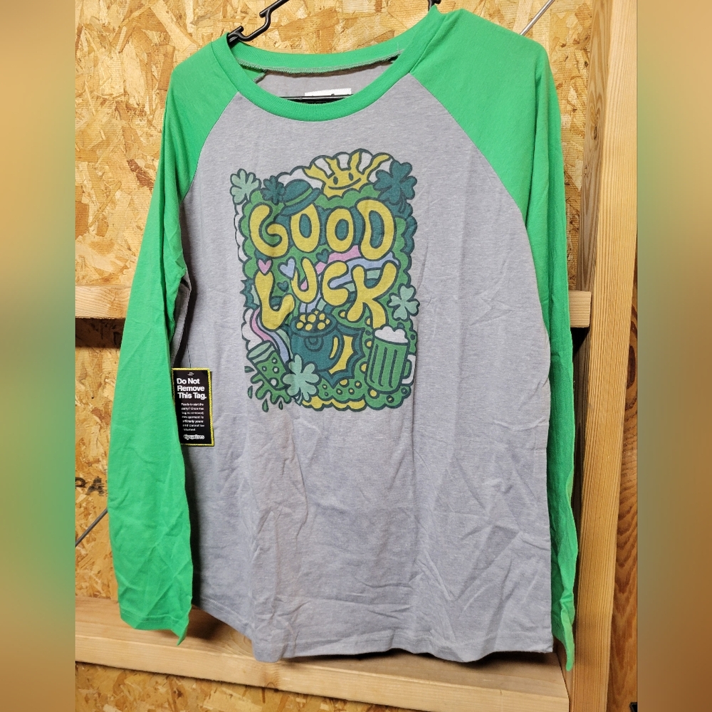 Tipsy Elves NWT Good Luck Irish Vibin Long Sleeve St Patricks Day Tshirt Size L